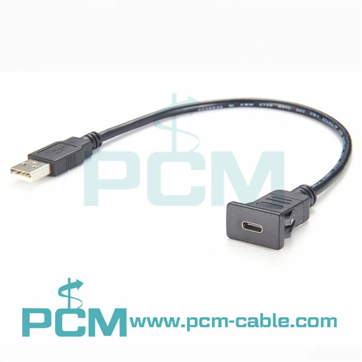 USB C Zásuvka do USB A Kabel zaklapněte do panelu